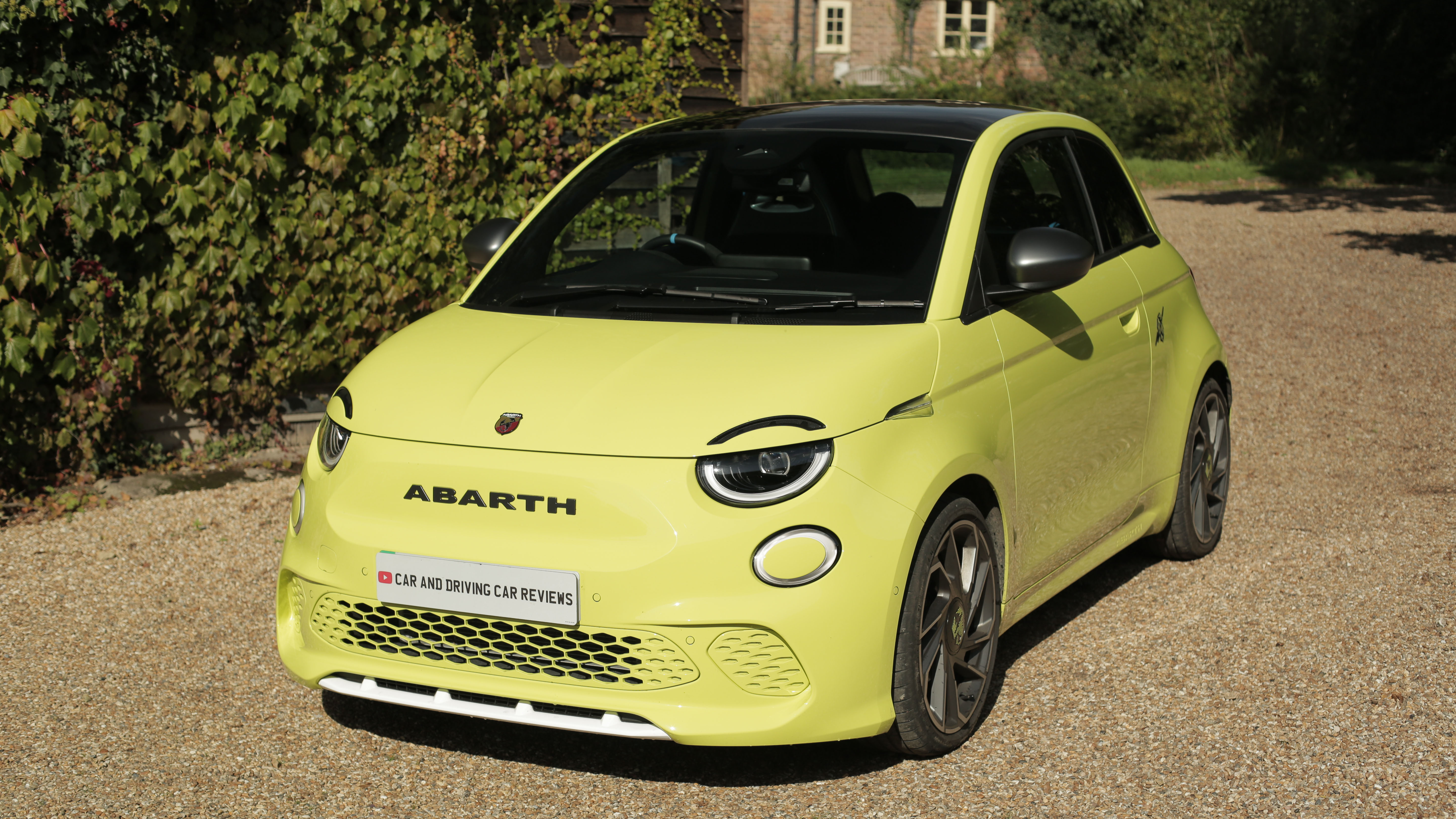 ABARTH 500 ELECTRIC HATCHBACK 114kW 42.2kWh 3dr Auto